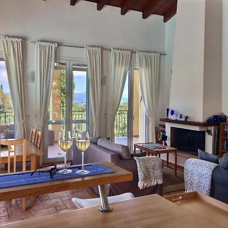 Gastouri Villa Pascalia With Heated Pool In October And Views Achílleion Zewnętrze zdjęcie