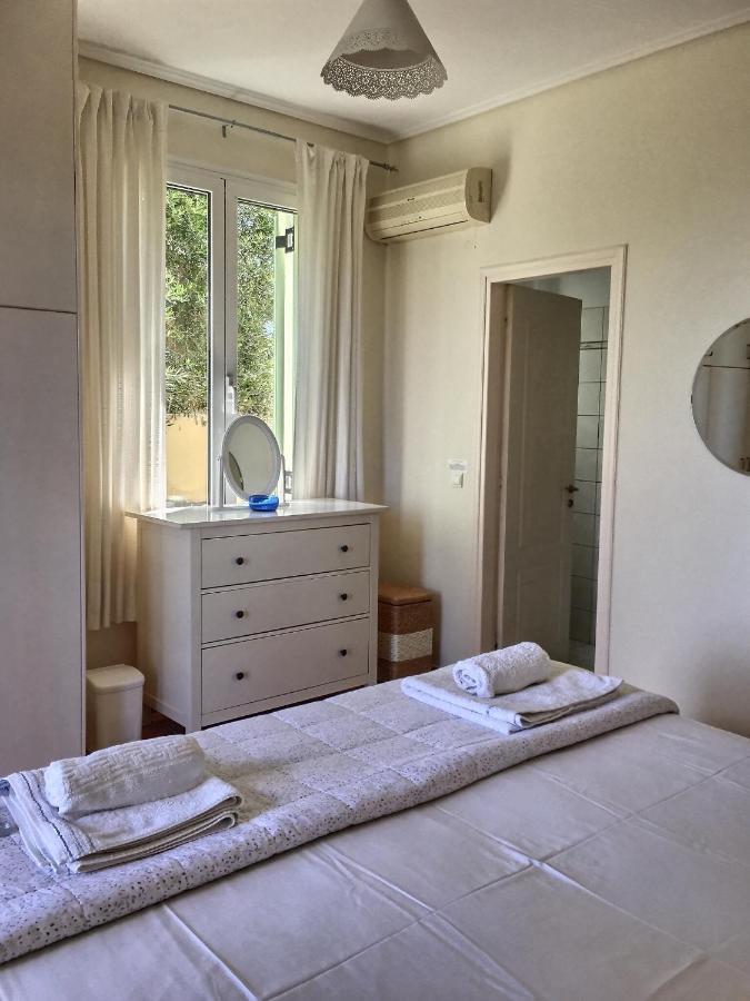 Gastouri Villa Pascalia With Heated Pool In October And Views Achílleion Zewnętrze zdjęcie